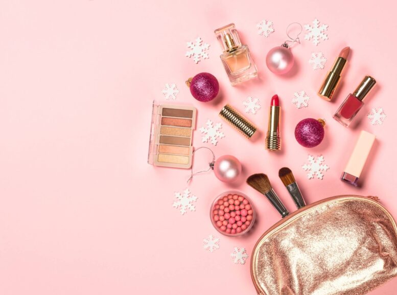 makeup-professional-cosmetics-with-christmas-decor-2021-08-27-09-41-01-utc.jpg